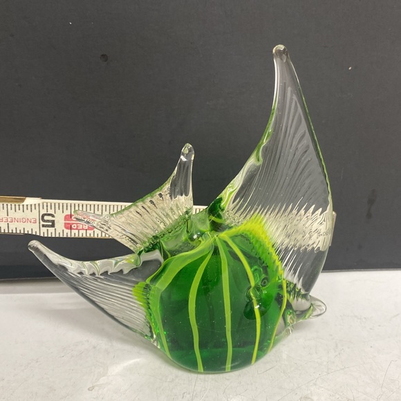 Handblown Glass Fish Paperweights Red Green Pair - Picture 12 of 15